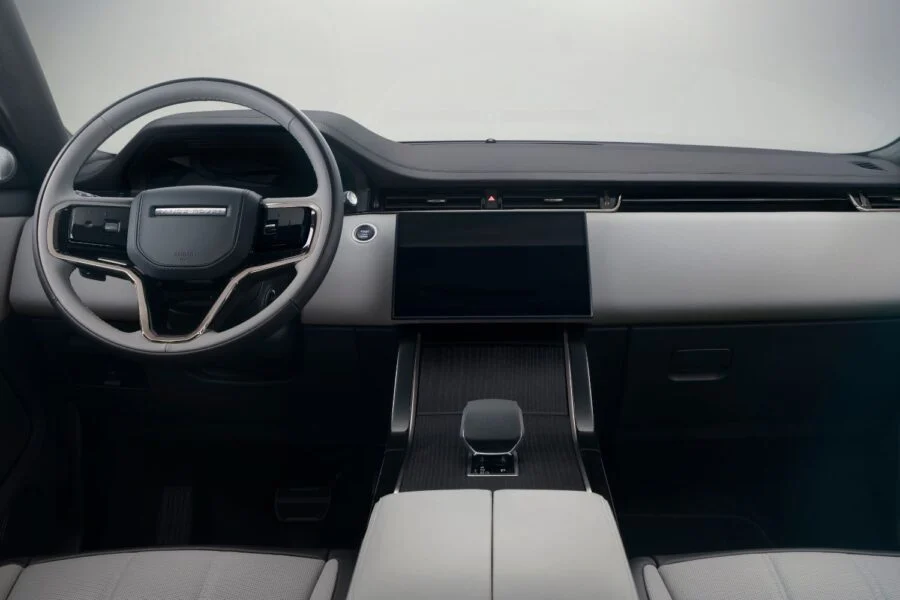Carro de luxo sai de linha com desconto de R$ 100 mil