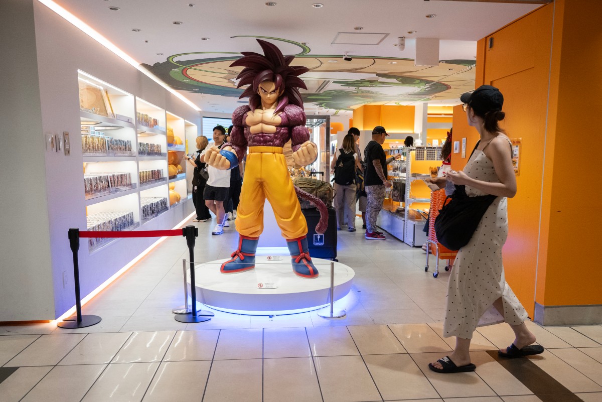 Os detentores japoneses dos direitos do personagem Dragon Ball negaram ter autorizado a construção de um parque temático dedicado ao famoso personagem de mangá na região de Paris.