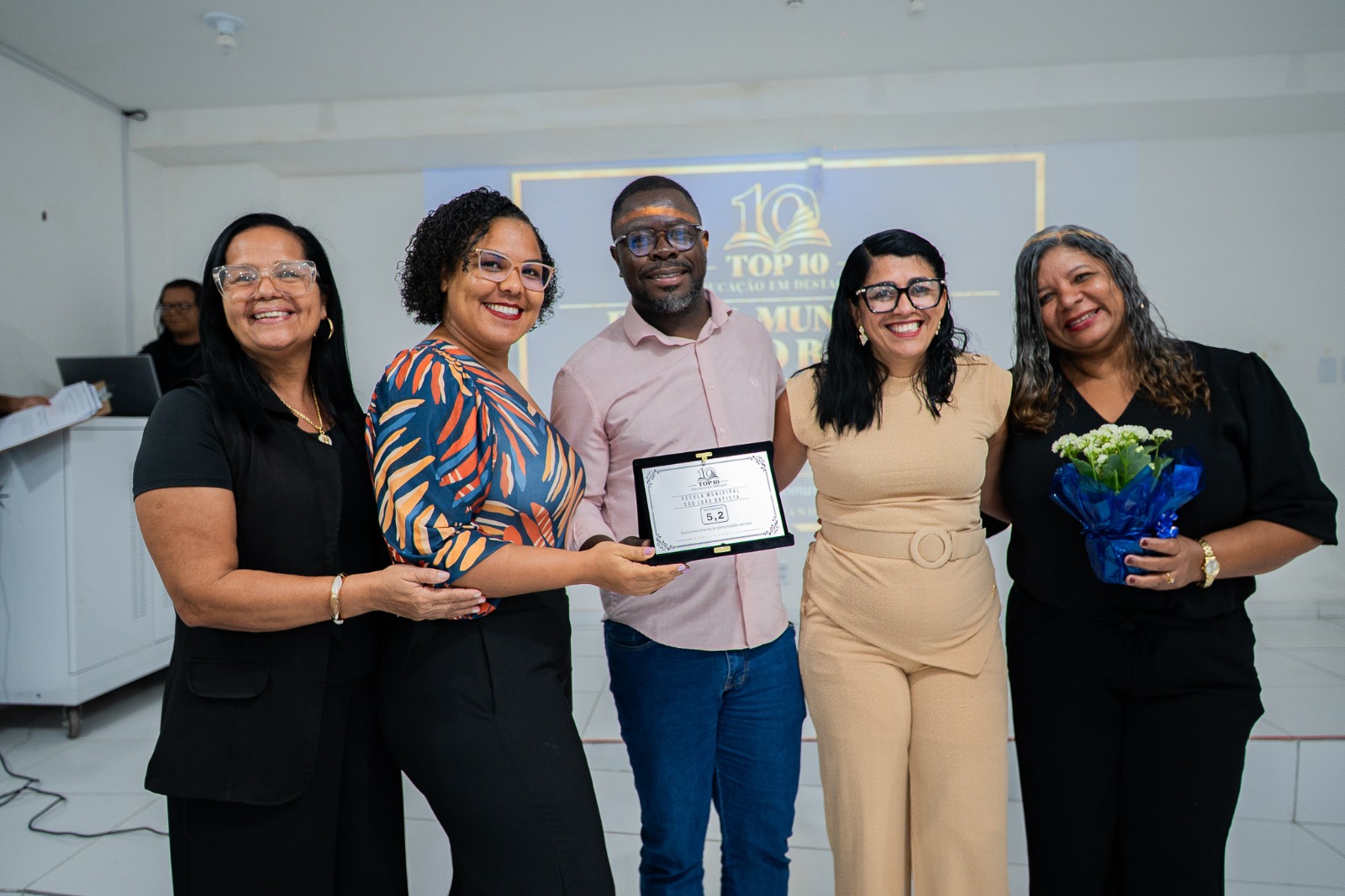 Escolas de Candeias recebem prêmio por resultados no Ideb