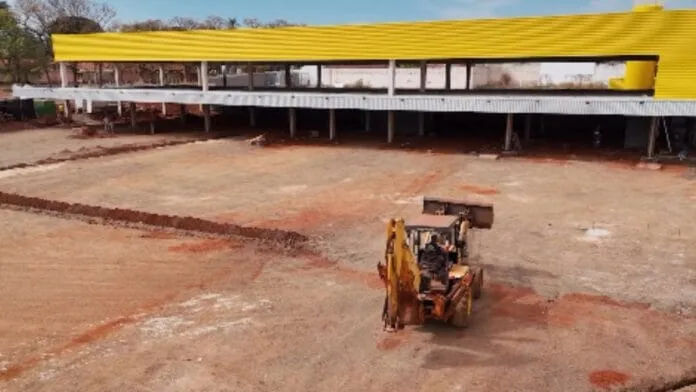 Estádio de clube campeão brasileiro é demolido e dá lugar a supermercado