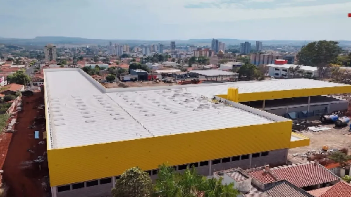 Estádio de clube campeão brasileiro é demolido e dá lugar a supermercado