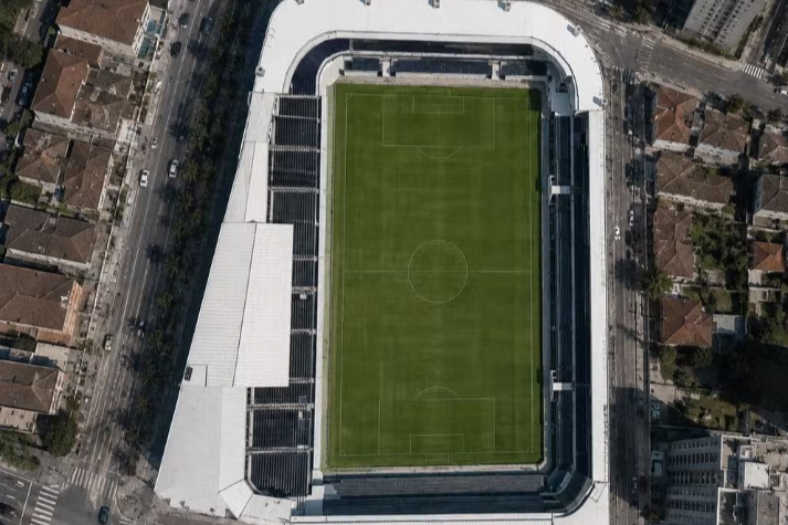 Santos avança na reforma do estádio, com rebaixamento de arquibancadas, ampliação dos acessos e previsão de um mini shopping