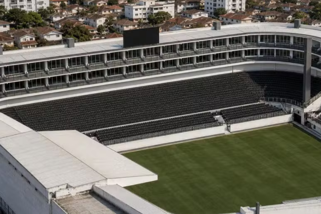 Vila Belmiro registra aumento de público e mira 25 mil lugares