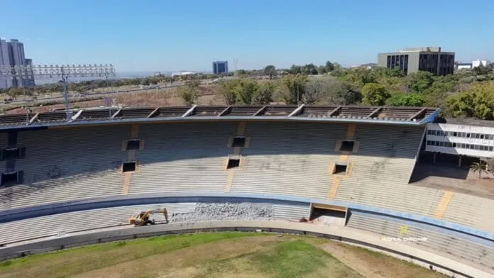 Estádio histórico do Brasil acelera demolição para virar arena de R$ 400 milhões