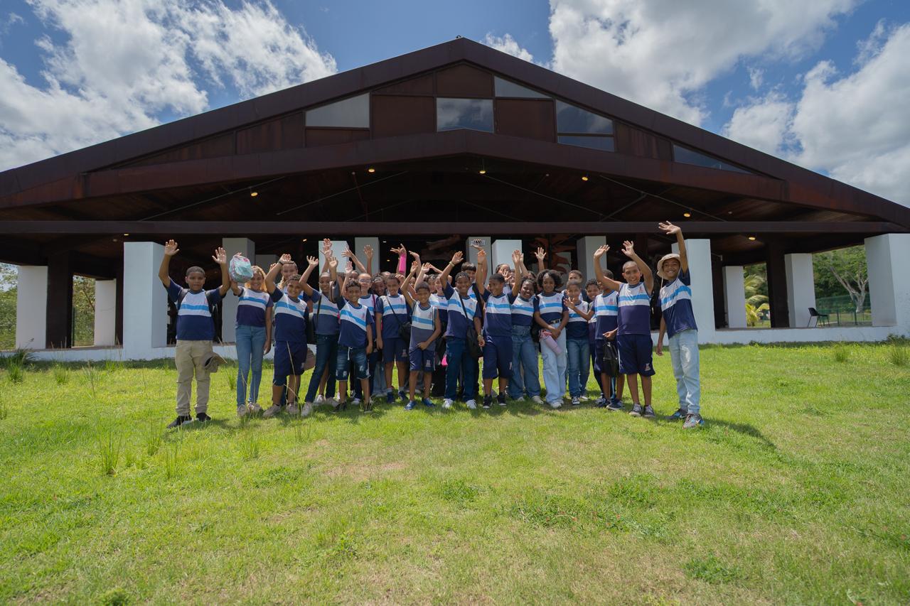 Estudantes de Candeias visitam museu e conhecem história da Bahia