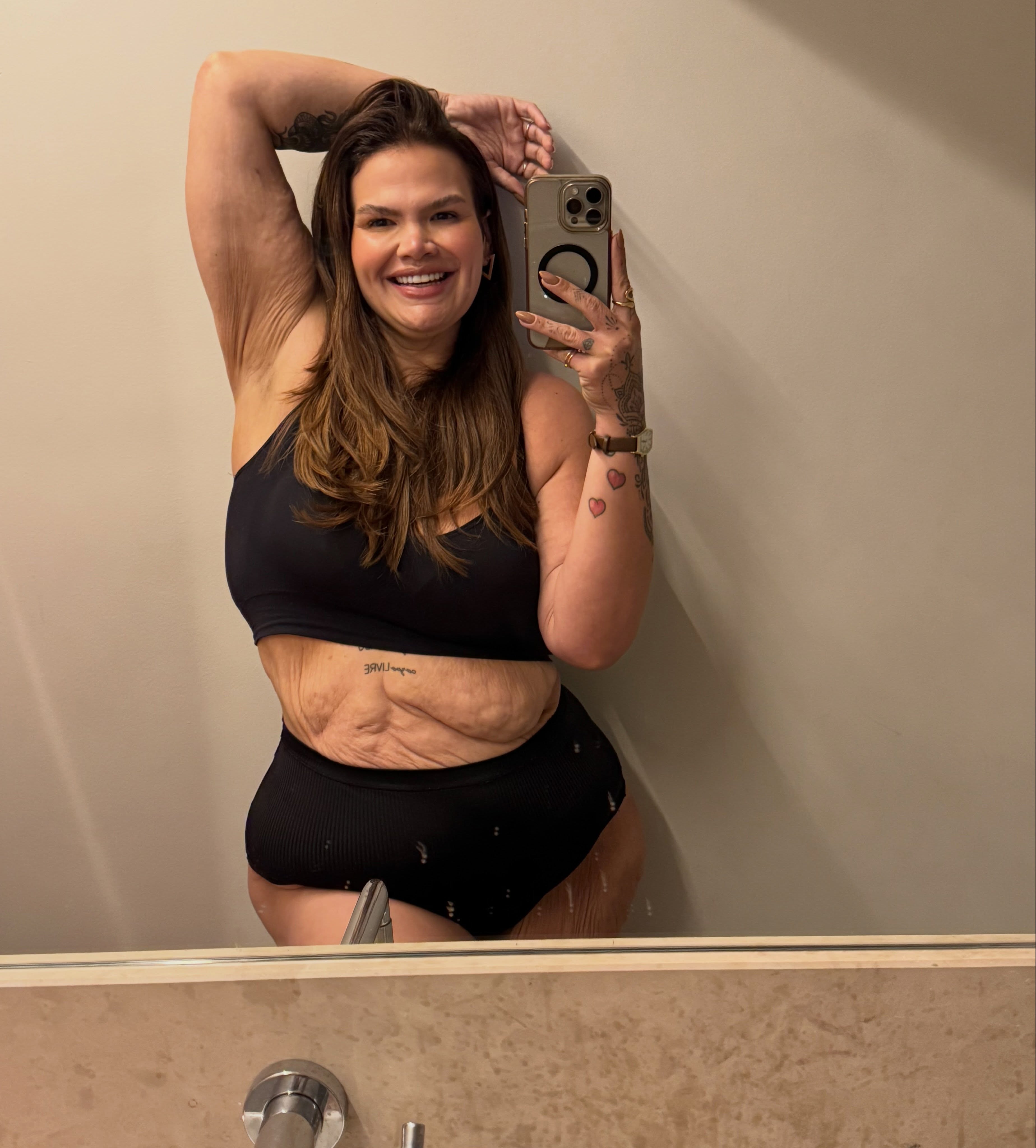 Thaís Carla com seu novo corpo
