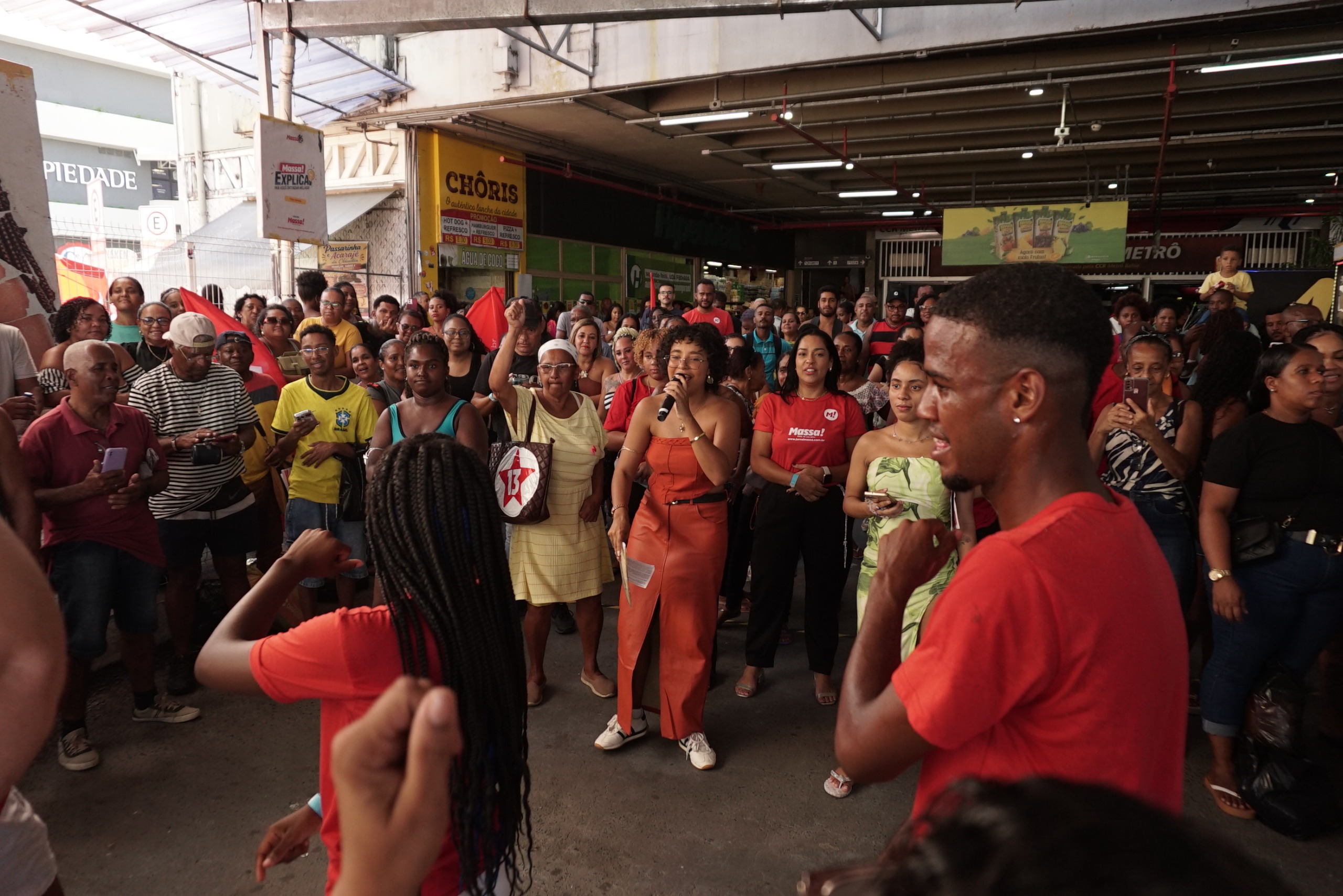 Aniversário do MASSA! foi comemorado diretamente da estação da Lapa