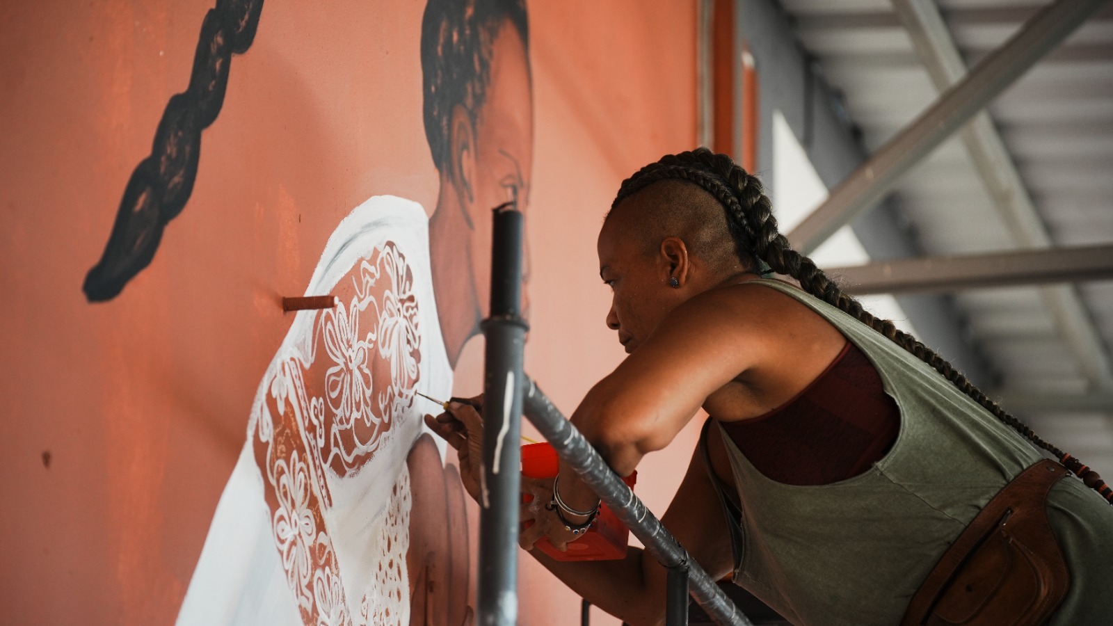 Projeto MURAL expande arte urbana com festival na Feira de São Joaquim