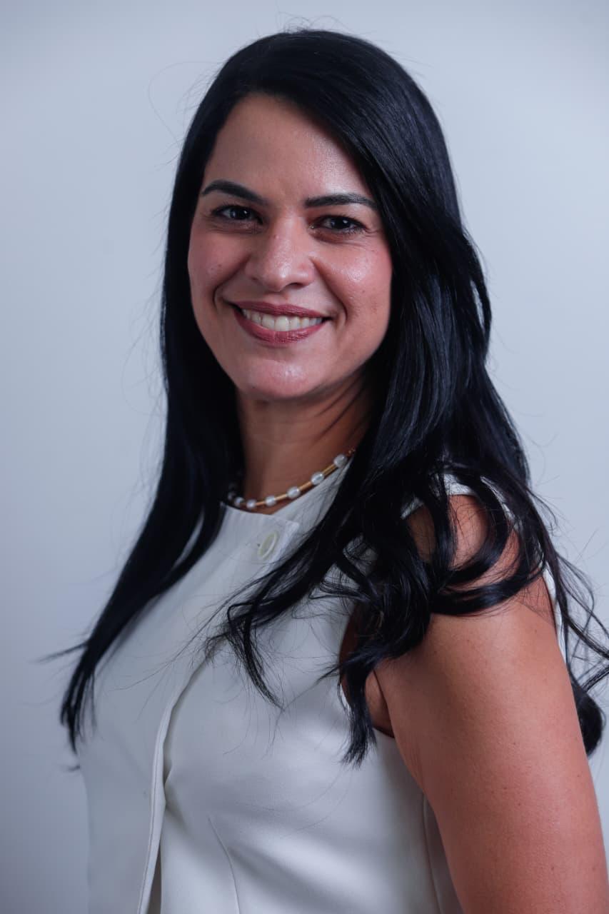 Andréa Silveira é gerente executiva do Programa A TARDE Educação
