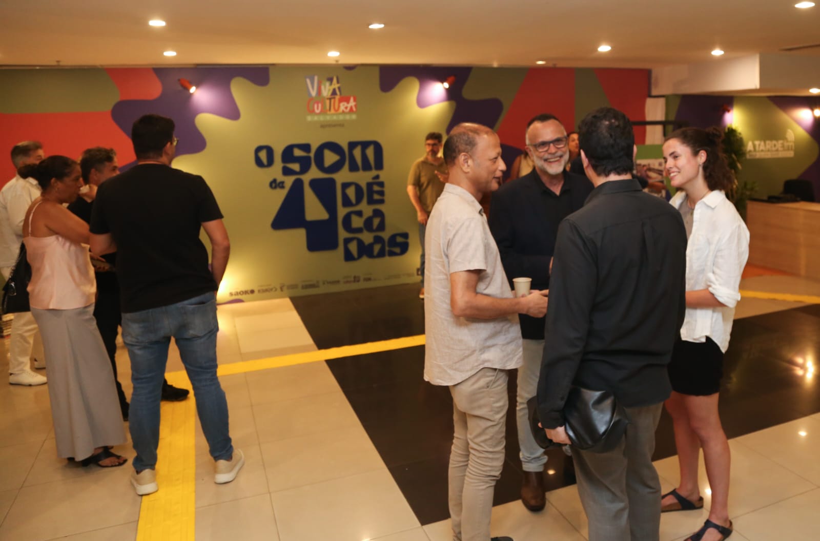 A TARDE FM inaugura exposição que revive a evolução da música baiana