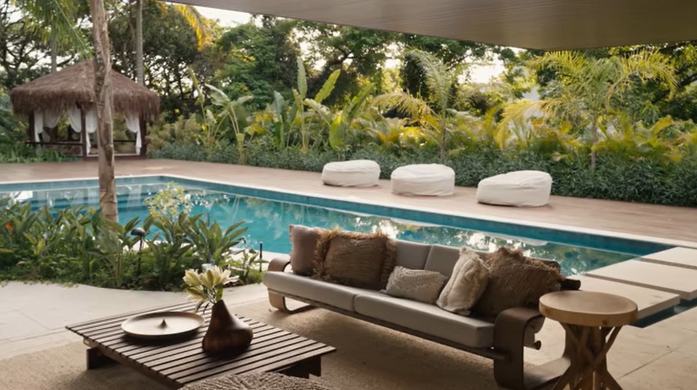 Cantora acumula R$ 533 milhões e vive em mansão milionária no Rio