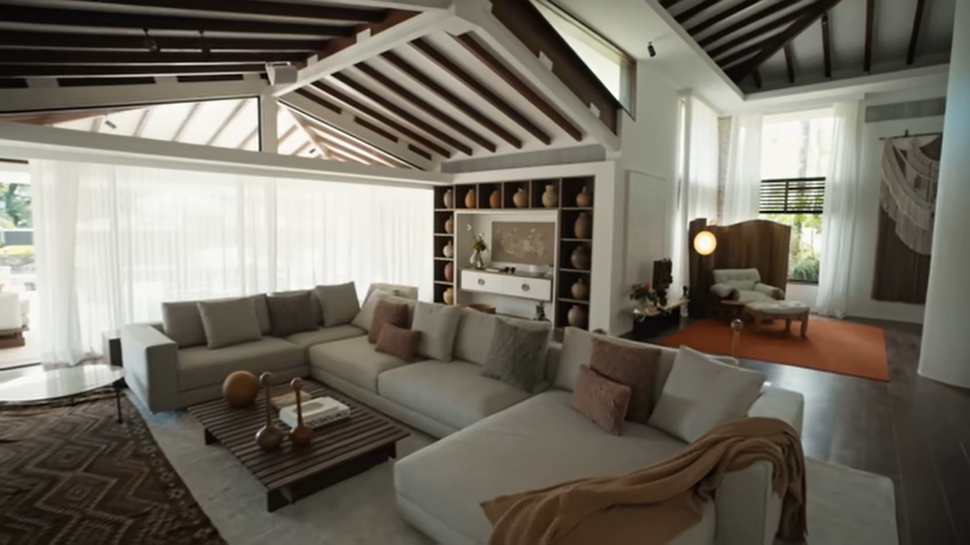 Cantora acumula R$ 533 milhões e vive em mansão milionária no Rio