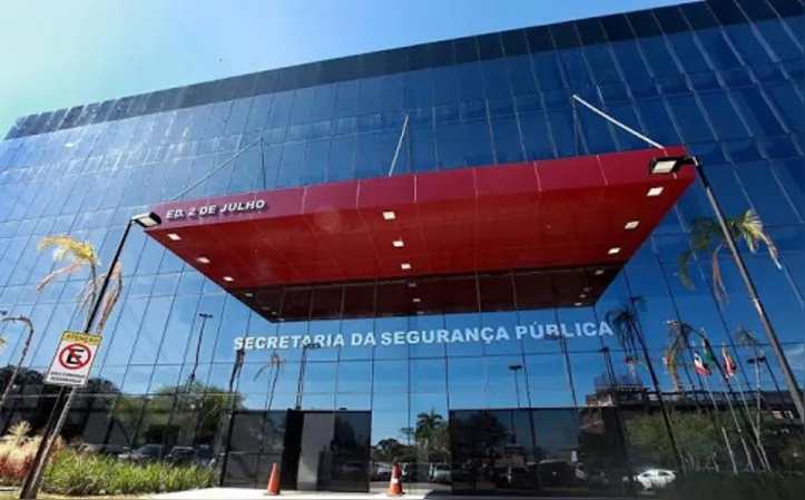 Imagem ilustrativa da imagem Secretário Maurício Barbosa é afastado do cargo pelo STJ