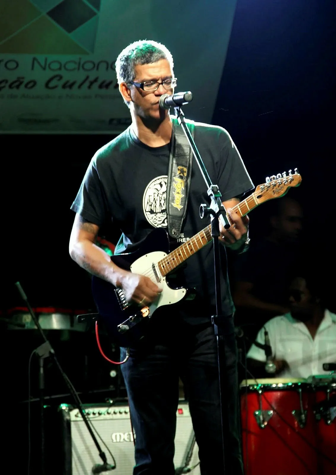 Em Nicarágua, Fábio Cascadura faz dueto com Janah Ferreira
