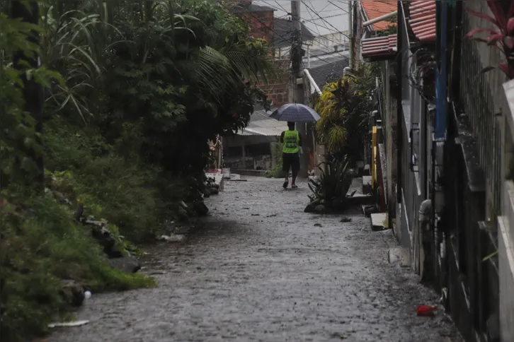 Imagem ilustrativa da imagem Salvador tem 5x mais chuva do que o esperado para dezembro