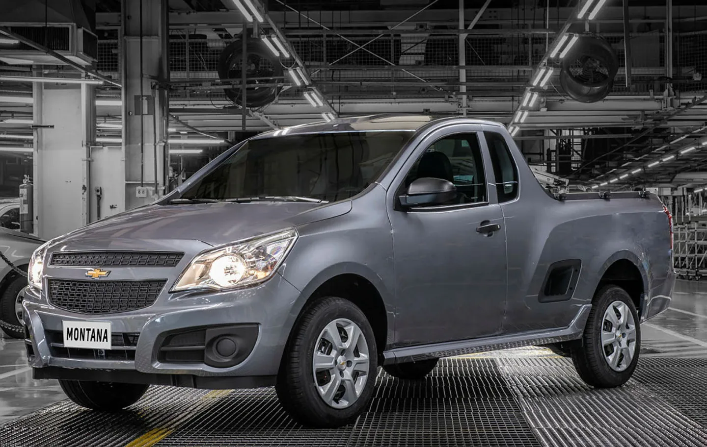Nova Chevrolet Montana será baseada no SUV Tracker