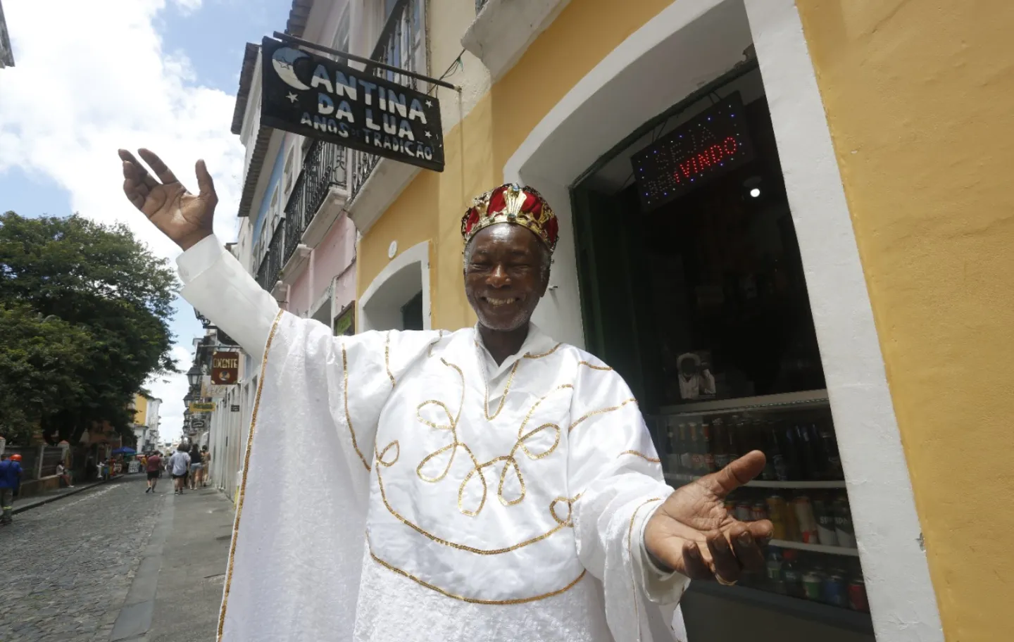 Clarindo Silva já foi eleito Rei Momo, fato que causou bastante polêmica à época