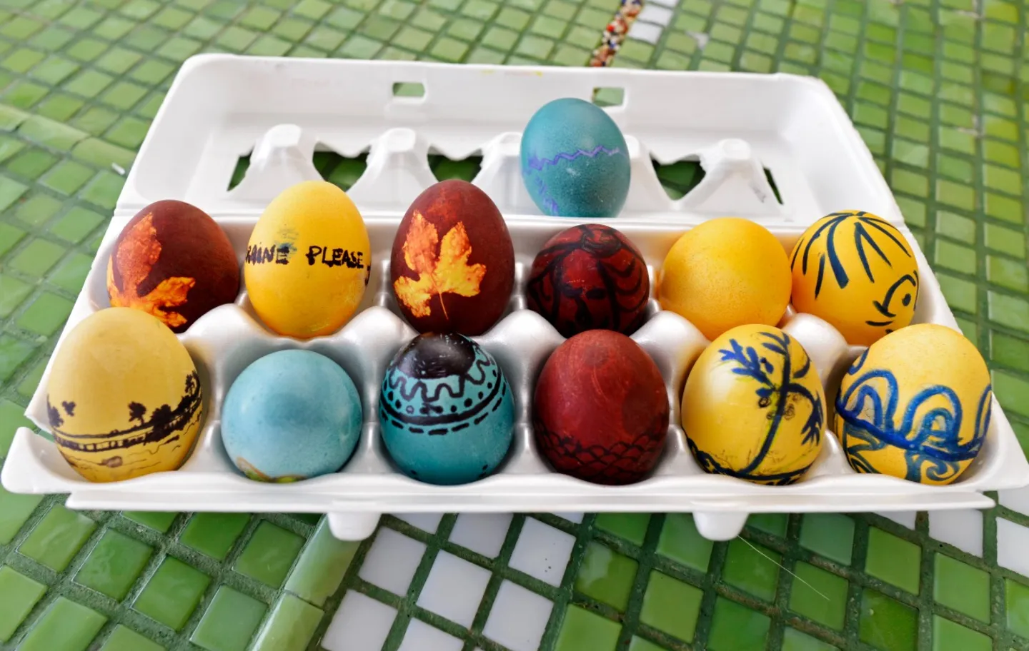 Os ovos pintados são uma tradição que tem início na cultura pagã