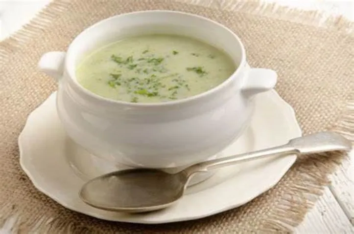 A Vichyssoise é uma sopa da tradicional culinária francesa