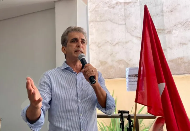 Robinson Almeida cobrou o prefeito de Salvador, Bruno Reis (União Brasil), nesta quinta-feira, 21, a implementação do novo piso salarial dos agentes de saúde