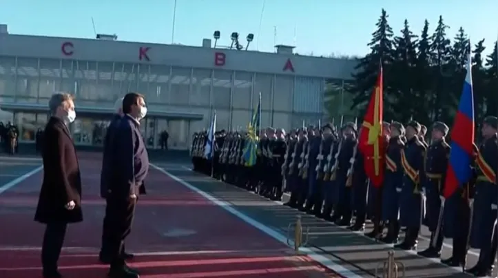 Em Moscou, Bolsonaro homenageou soldados comunistas