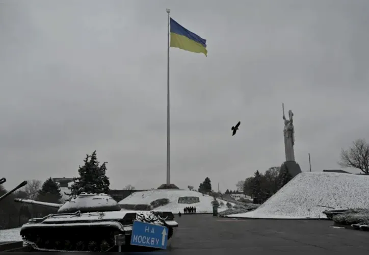 Bombardeio russo na capital da Rússia, Kiev