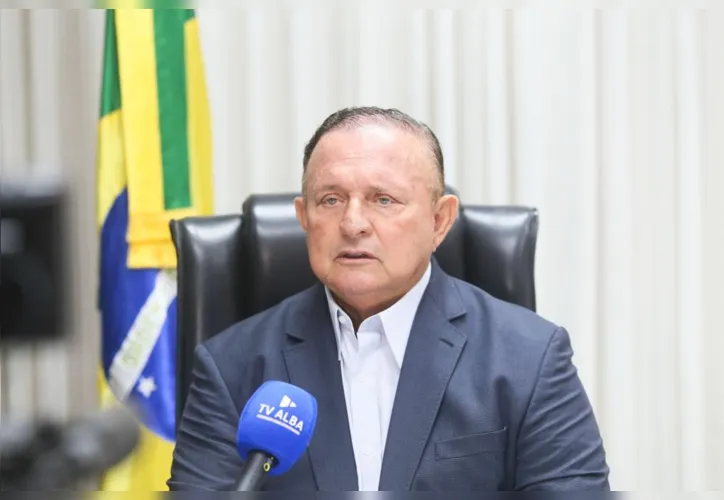 Presidente da Alba, deputado estadual Adolfo Menezes