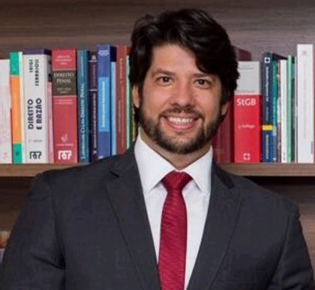Advogado e Mestre em Direito, Governança e Políticas Públicas, Bruno Magalhães Costa