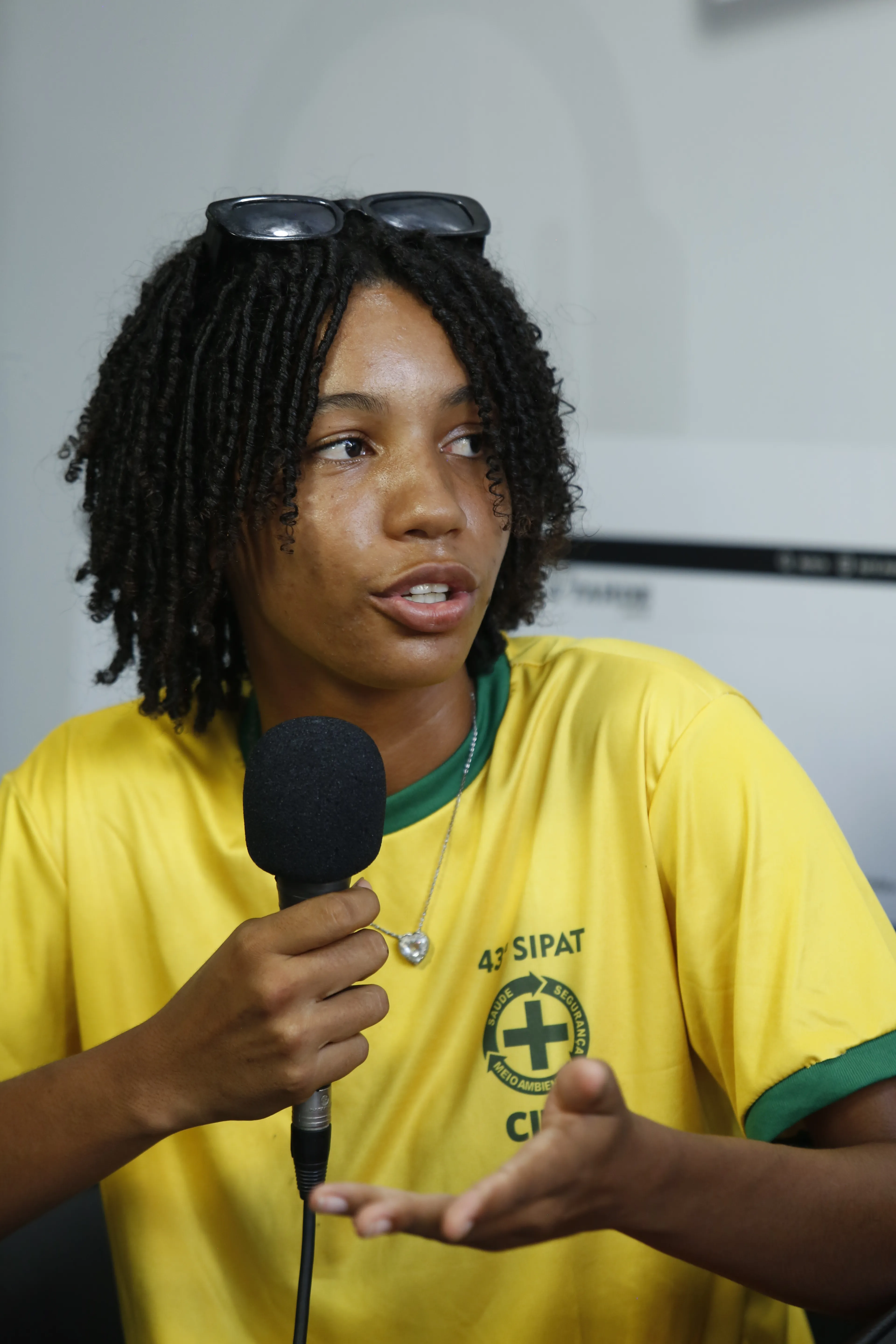 Samara Lima é integrante do Resiliência Futebol Clube
