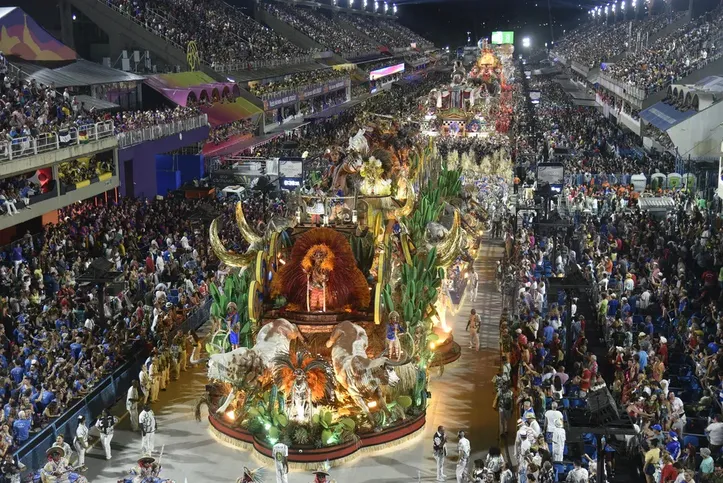 Imagem ilustrativa da imagem Imperatriz Leopoldinense conquista nono título de campeã do carnaval