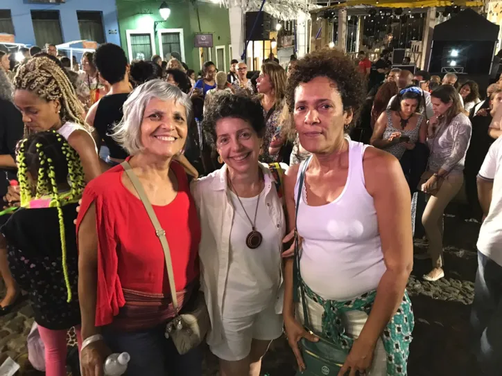 Maura Iane e as amigas marcaram presença no evento