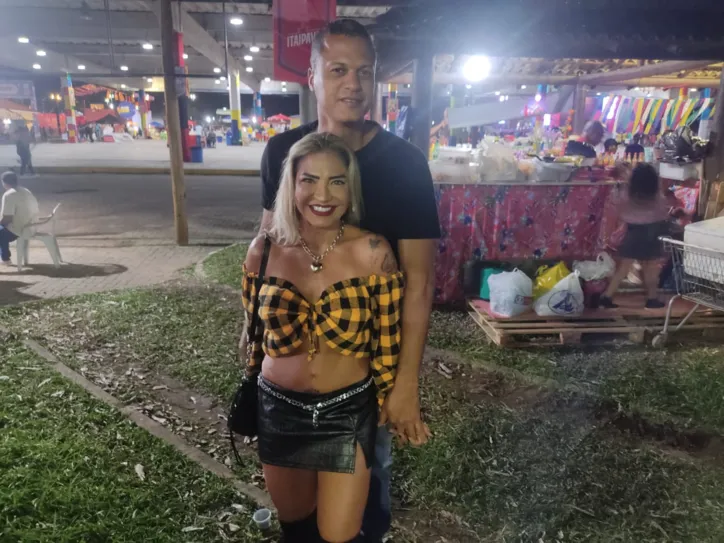 Cesar e Karla curtem o segundo São João como um casal