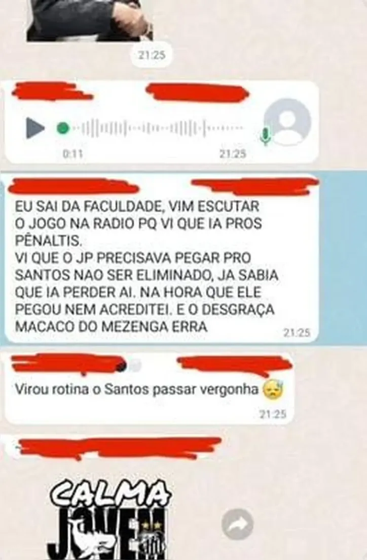 Captura de tela com a mensagem racista