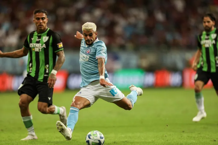 Maestro do Bahia na partida, Cauly fez o segundo gol e deu assistência para o terceiro