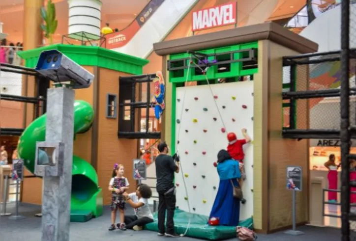 O público infantil com TEA ainda poderá se divertir no parque Heróis Marvel, com sessões gratuitas de 20 minutos