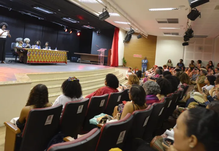 Auditório da Faculdade de Direito da UFBA ficou lotado