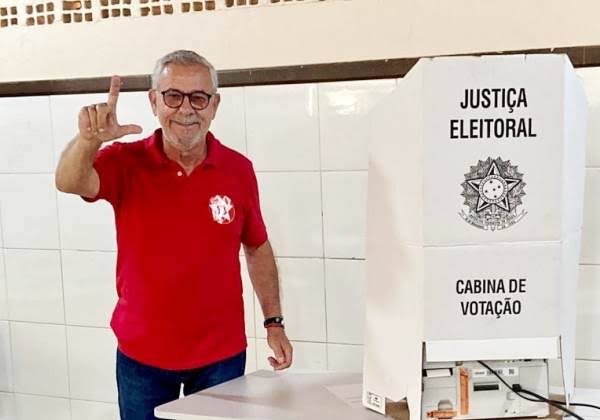 Deputado mais votado no partido, Waldenor é principal nome da oposição