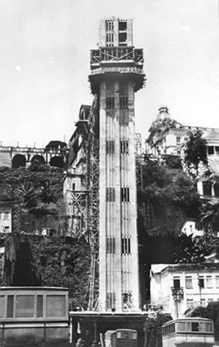 O Elevador Lacerda foi o primeiro elevador público do Brasil