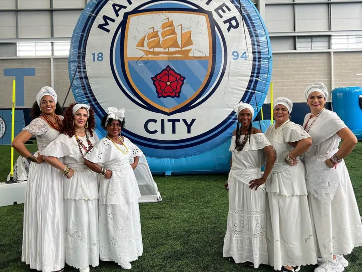 Imagem ilustrativa da imagem "Bahia Day" agita o pré-jogo do Manchester City na Inglaterra