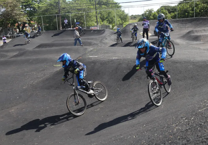 Isabella Marie: vice-campeã sul-americana de BMX