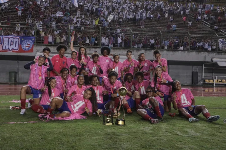 Imagem ilustrativa da imagem Bahia sustenta vantagem e se sagra tetracampeão baiano feminino