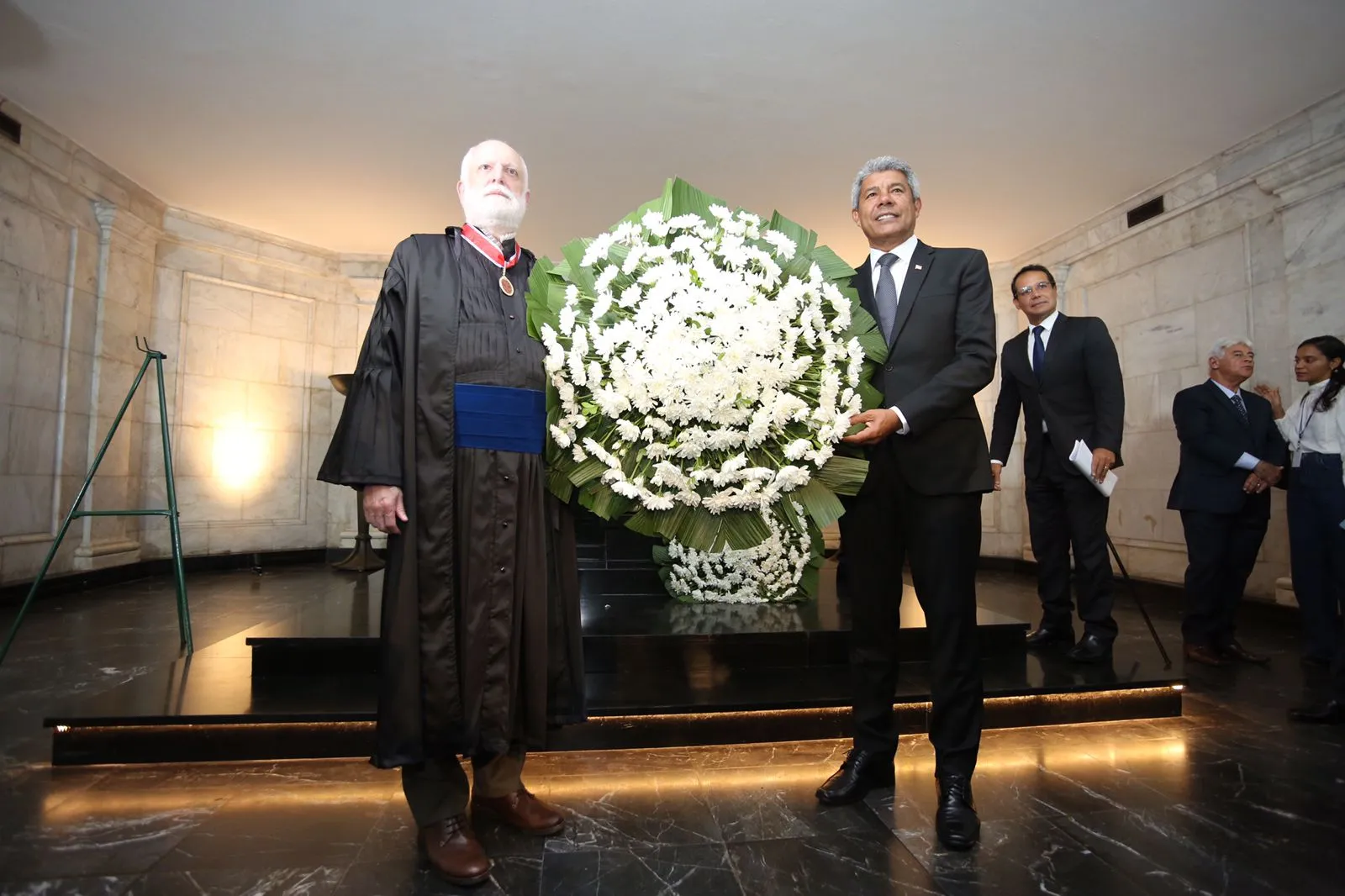 Governador Jerônimo Rodrigues participa de homenagem para Ruy Barbosa