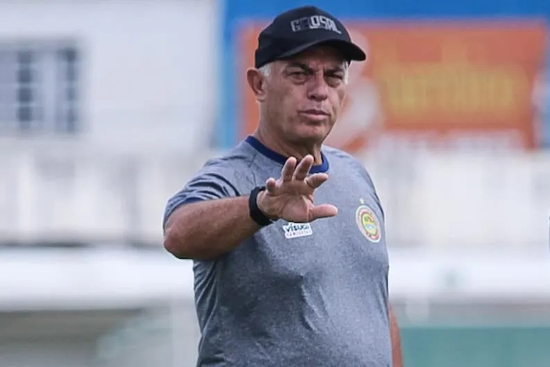 Carlos Rabelo, técnico da Juazeirense