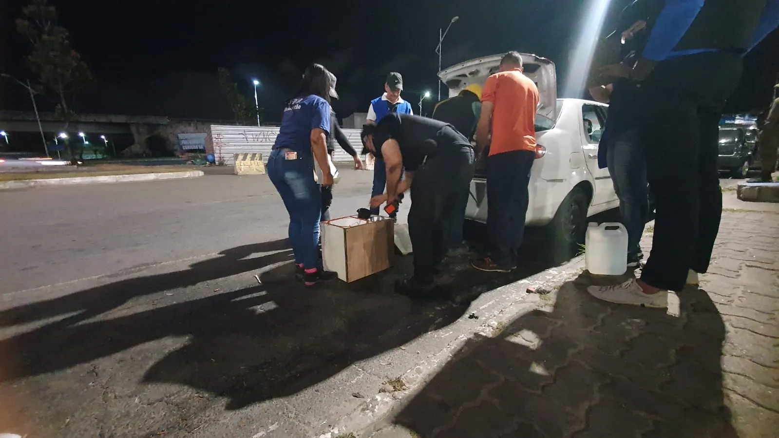 Agentes da Prefeitura acompanham denúncias de som alto em Salvador