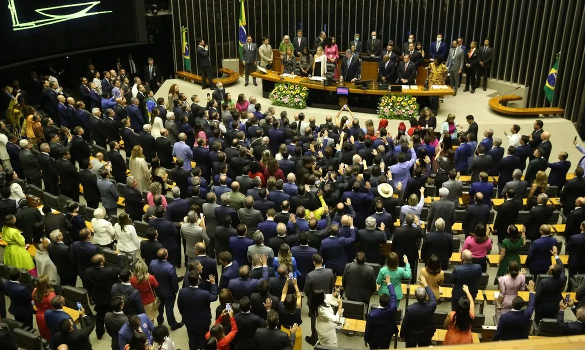 Tomam posse, em Brasília, os 513 parlamentares da Câmara dos Deputados