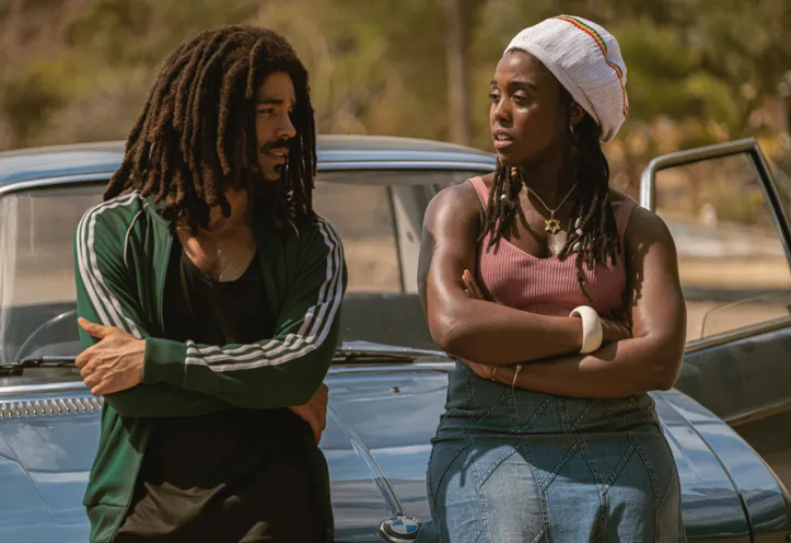 Kingsley Ben-Adir e Lashana Lynch, a Rita Marley