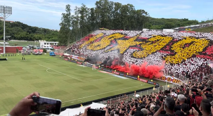 Imagem ilustrativa da imagem Confira os bastidores antes da bola rolar no Barradão, em tempo real