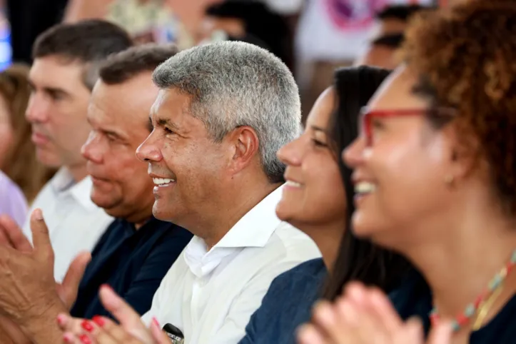 Governador Jerônimo Rodrigues participou da ação inaugural