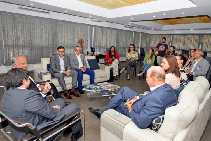 Visita institucional do presidente da FIEB no grupo A TARDE