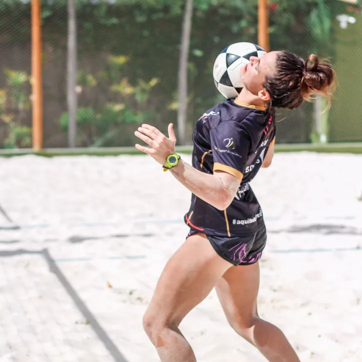 Gabriela Fraga, número um do ranking baiano de futevôlei